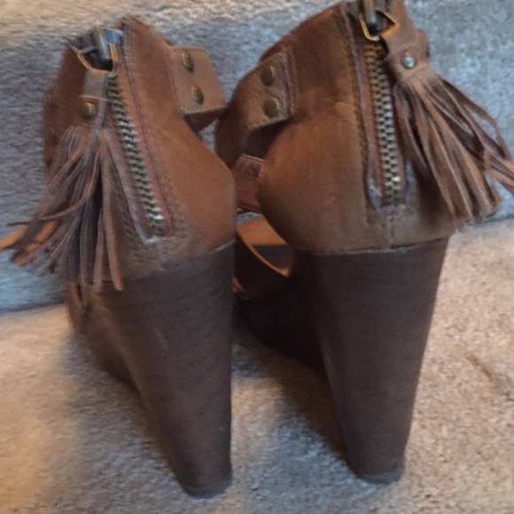 Steve Madden Sz 10 tan zip platform wedge sandals - Picture 6 of 7
